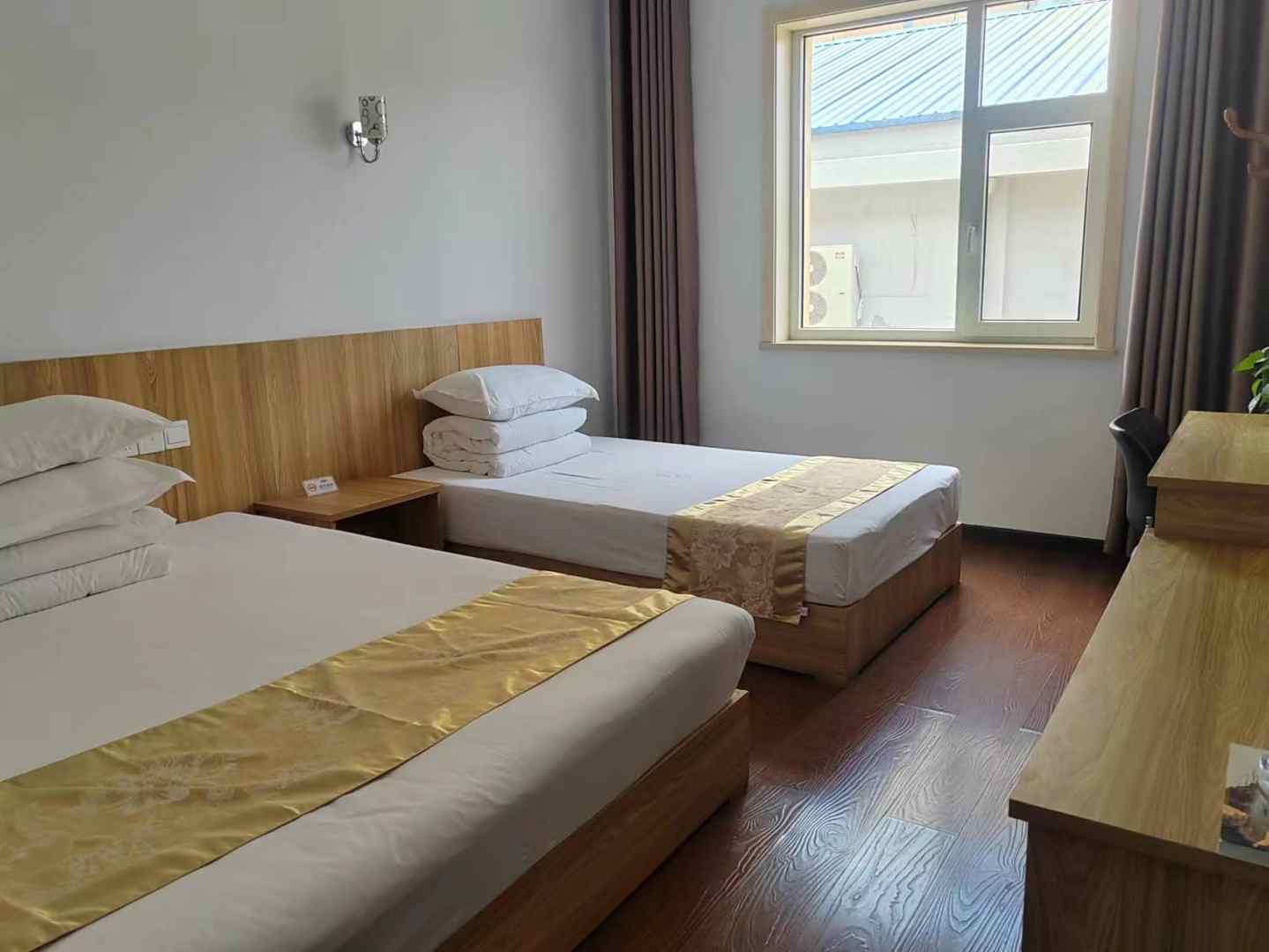 偏关乾丰大酒店