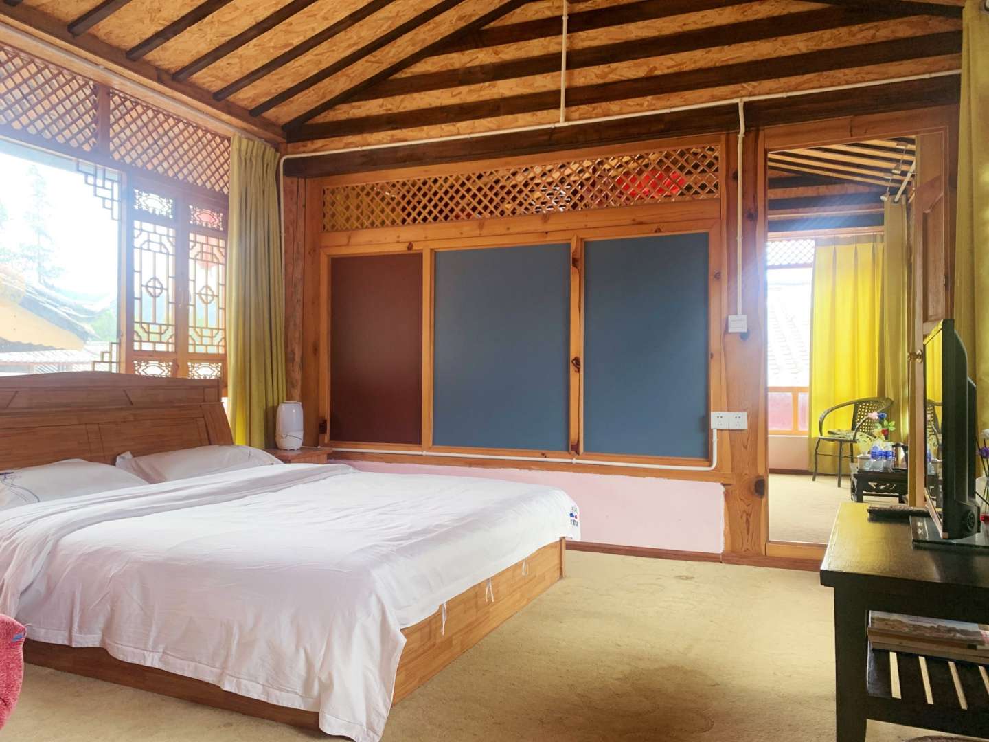 丽江束河软巢客栈