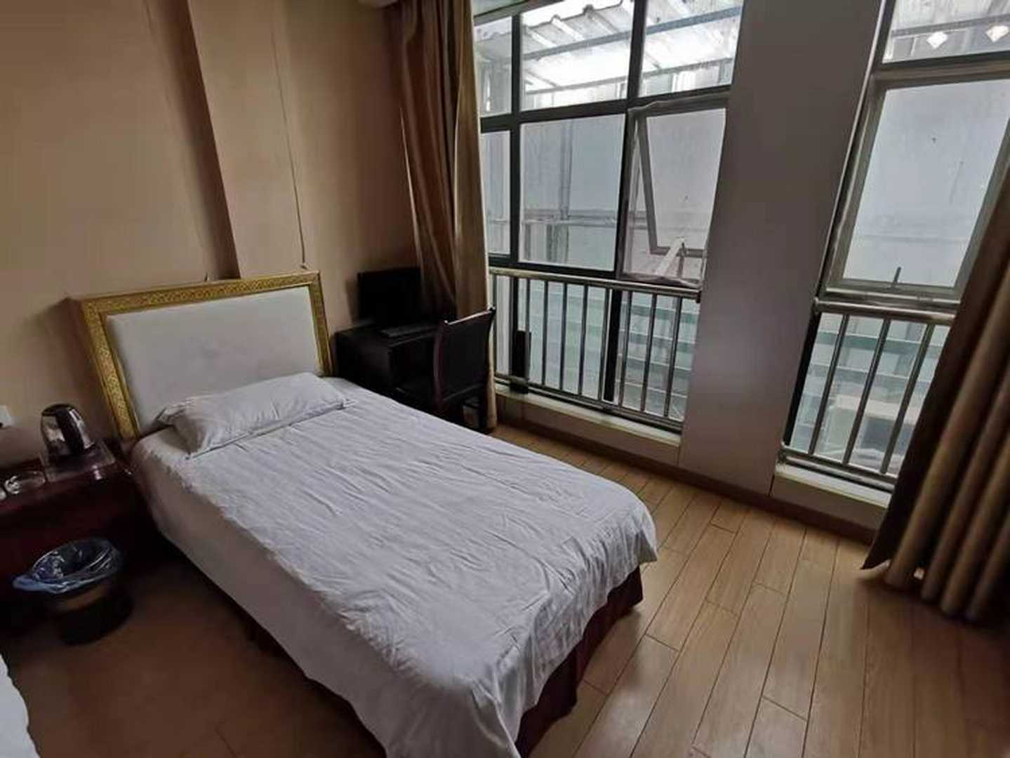 信宜商务宾馆