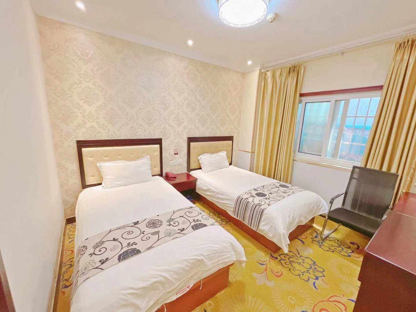 青岛欧飞连锁酒店(栈桥火车站青医附院店)