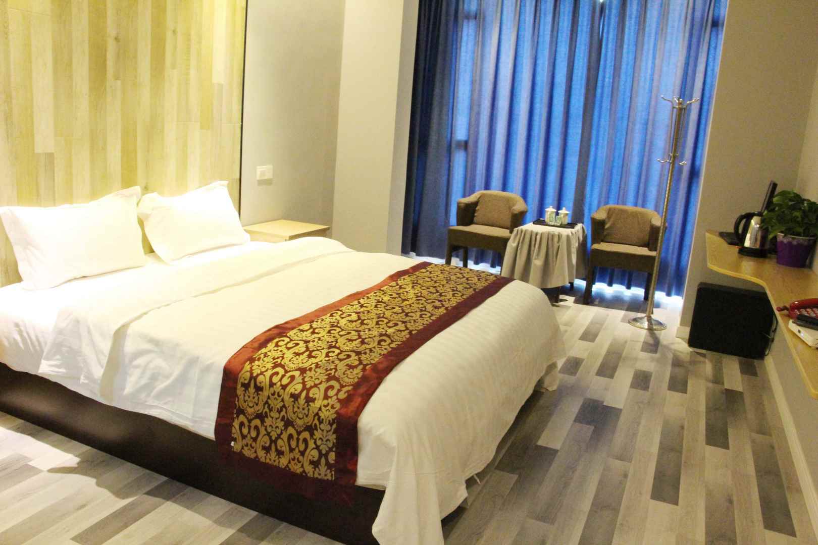 眉山浪淘沙商务酒店