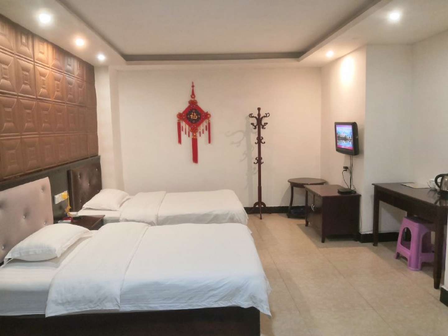 金叶宾馆(袁山中路店)