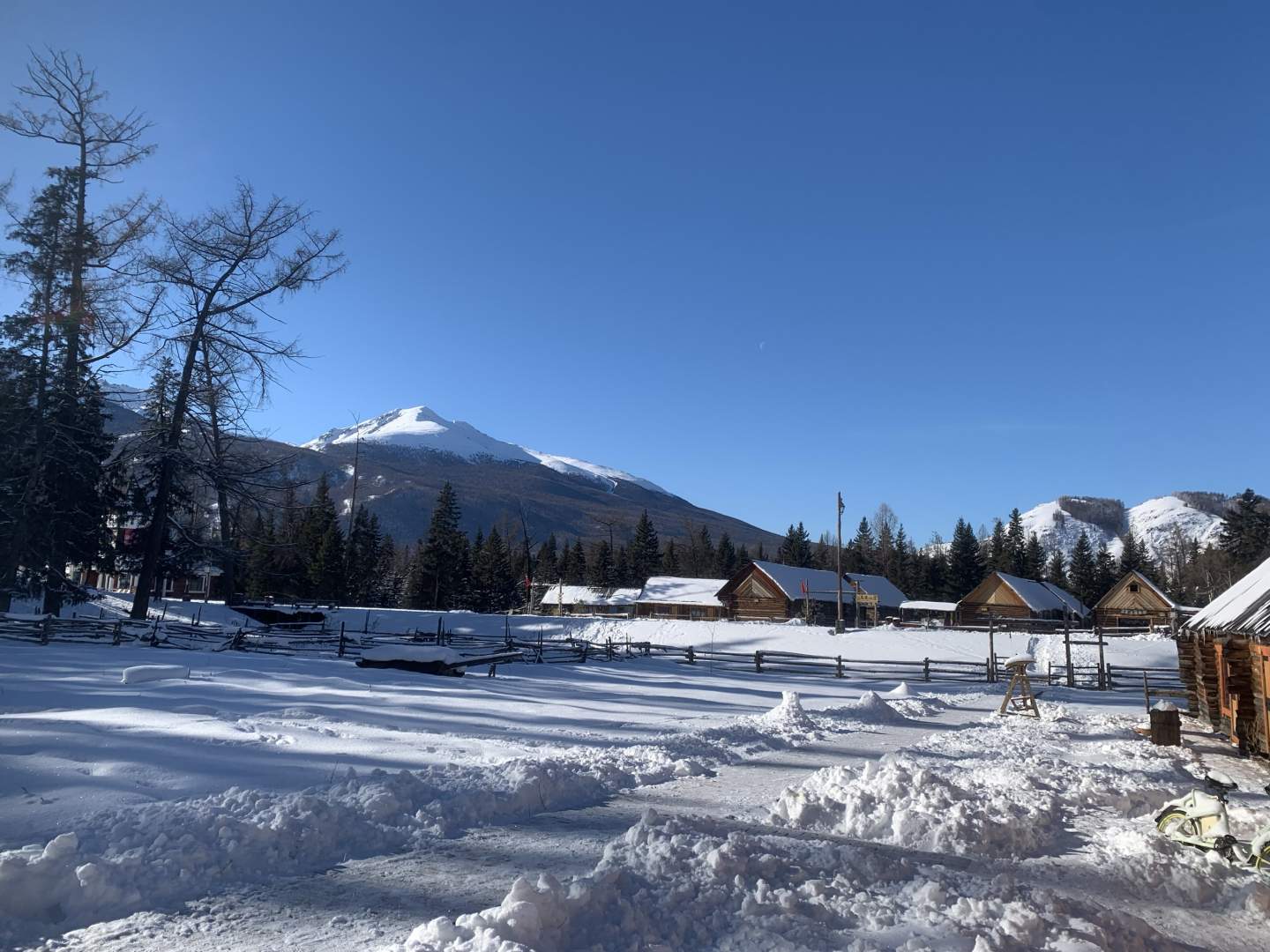 阿勒泰贝提列克山庄(老村店)