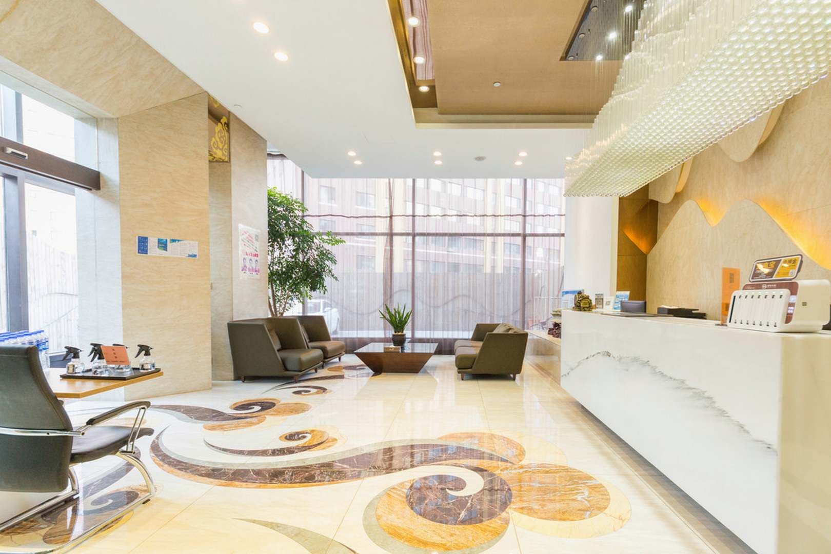 长春银洲酒店