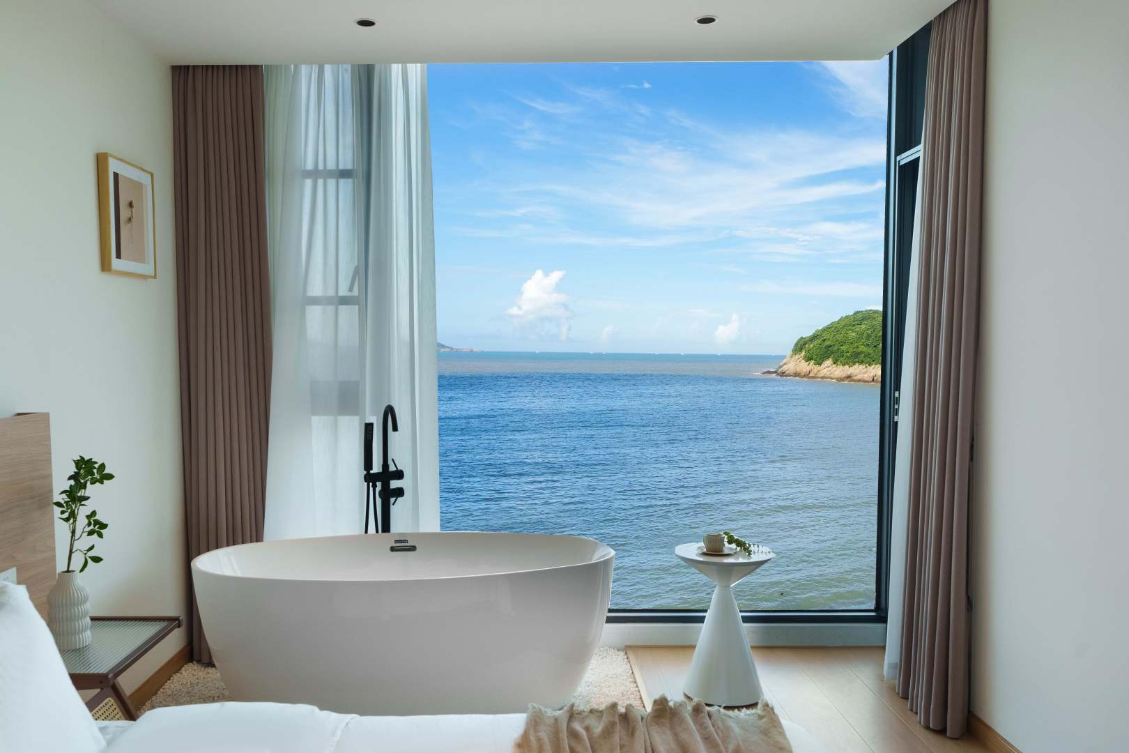 朱家尖东海福居·超一线海景泳池度假别墅(小乌石塘店)
