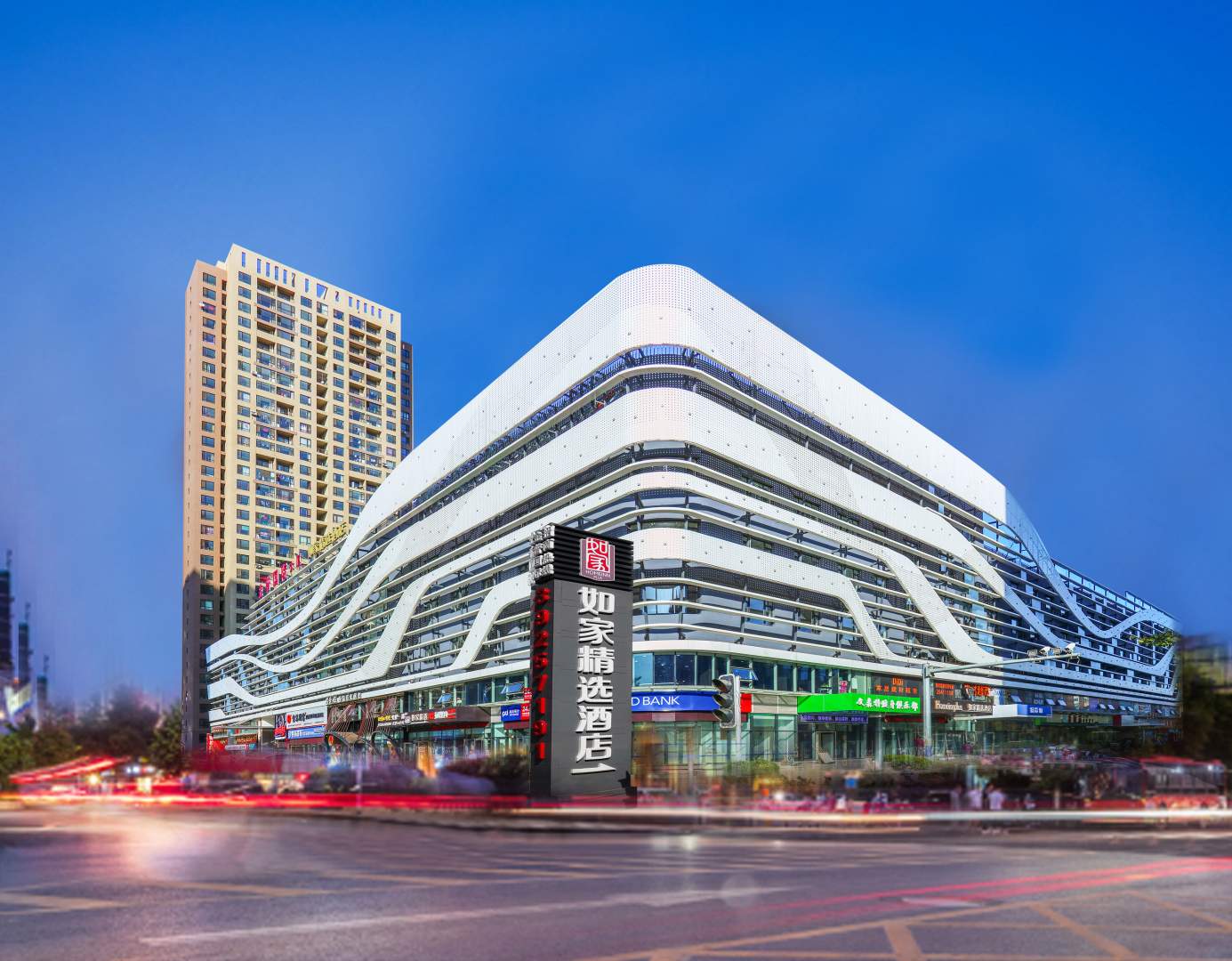 如家酒店(大连开发区万达广场金马路店)
