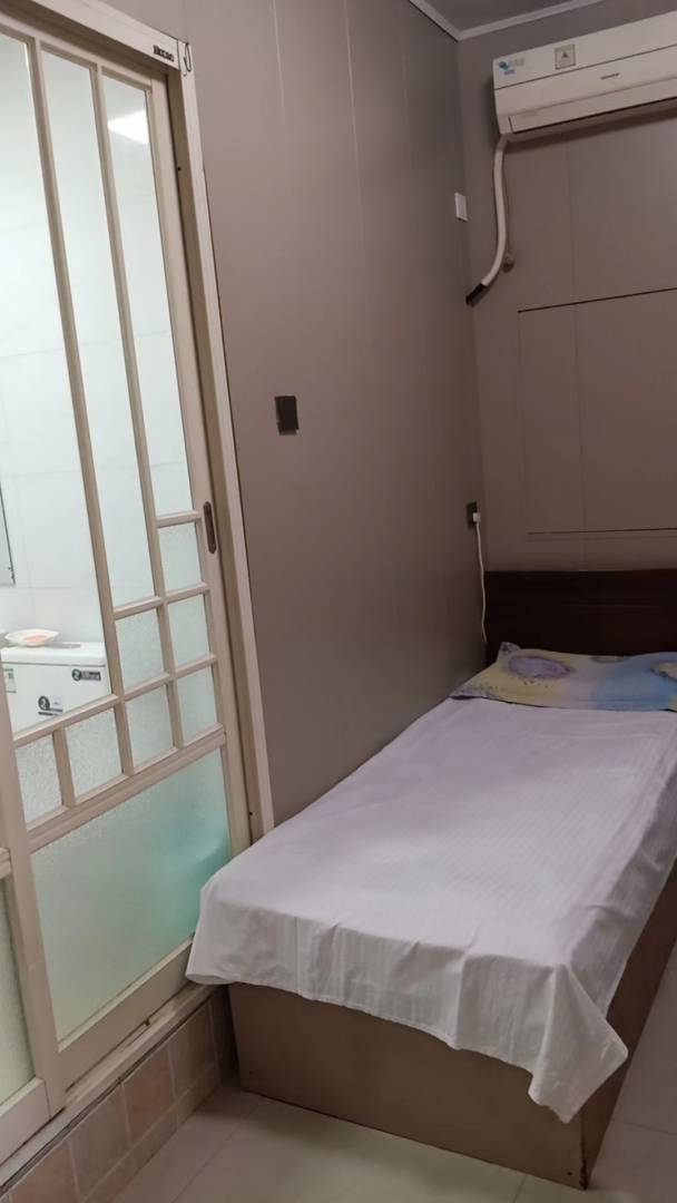 群海旅馆