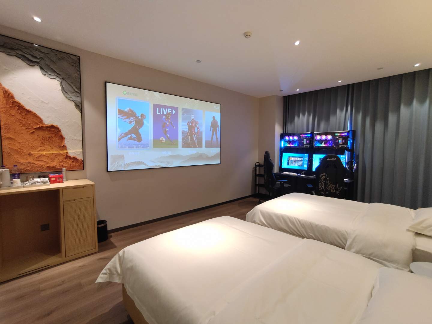 汴东京竞酒店(开封鼓楼广场店)