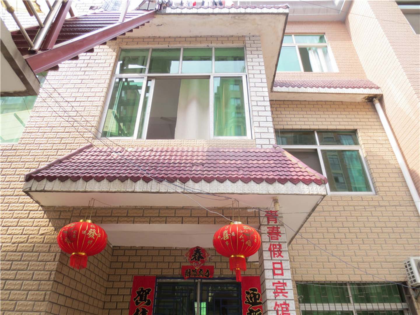 九江青春假日宾馆(前进东路店)