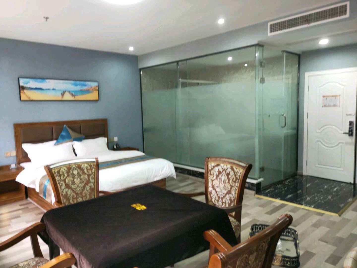 四海大酒店