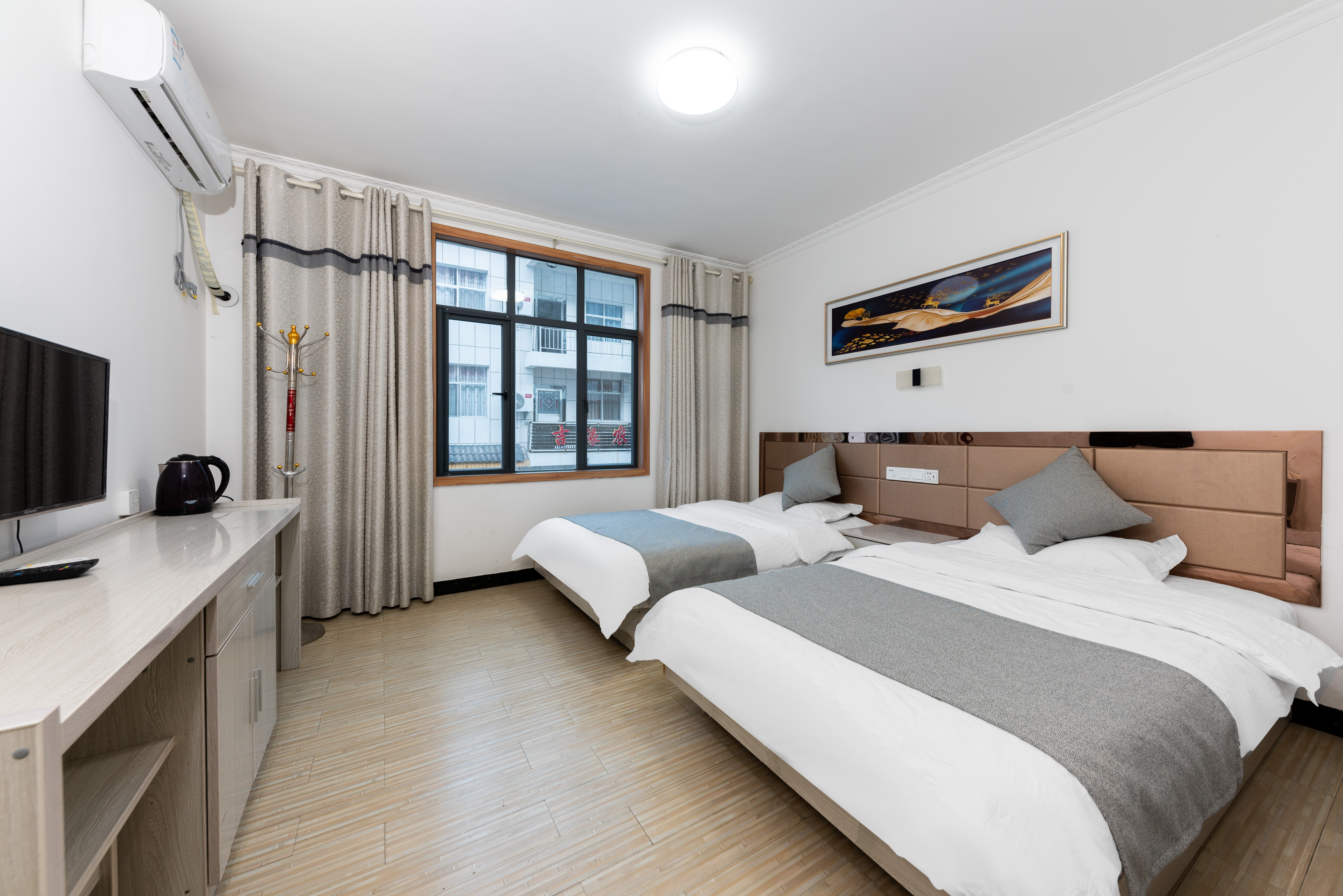 家旅馆(神农架木鱼店)