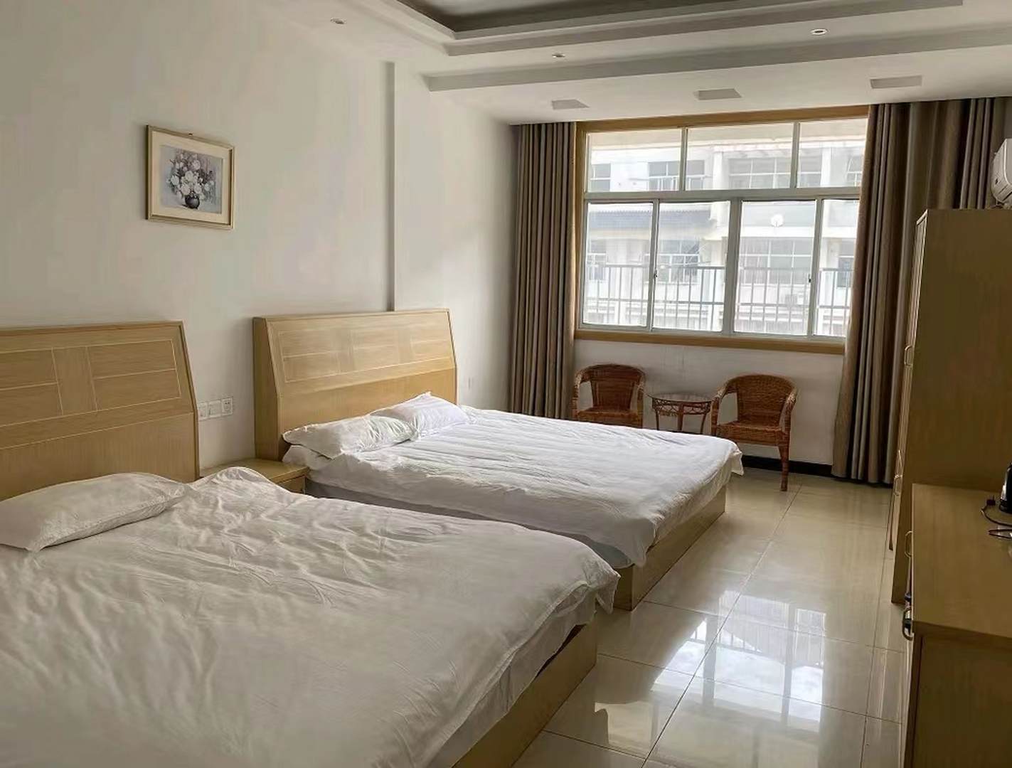 三清山俊杰商务酒店
