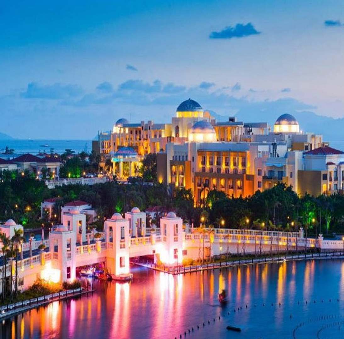 LS高档欧式海景房公寓(海泉湾路分店)