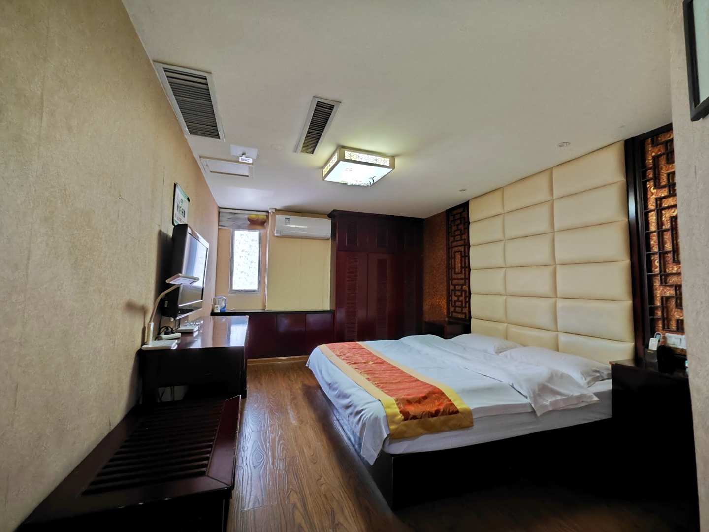 滁州李家客栈(苏宁广场店)
