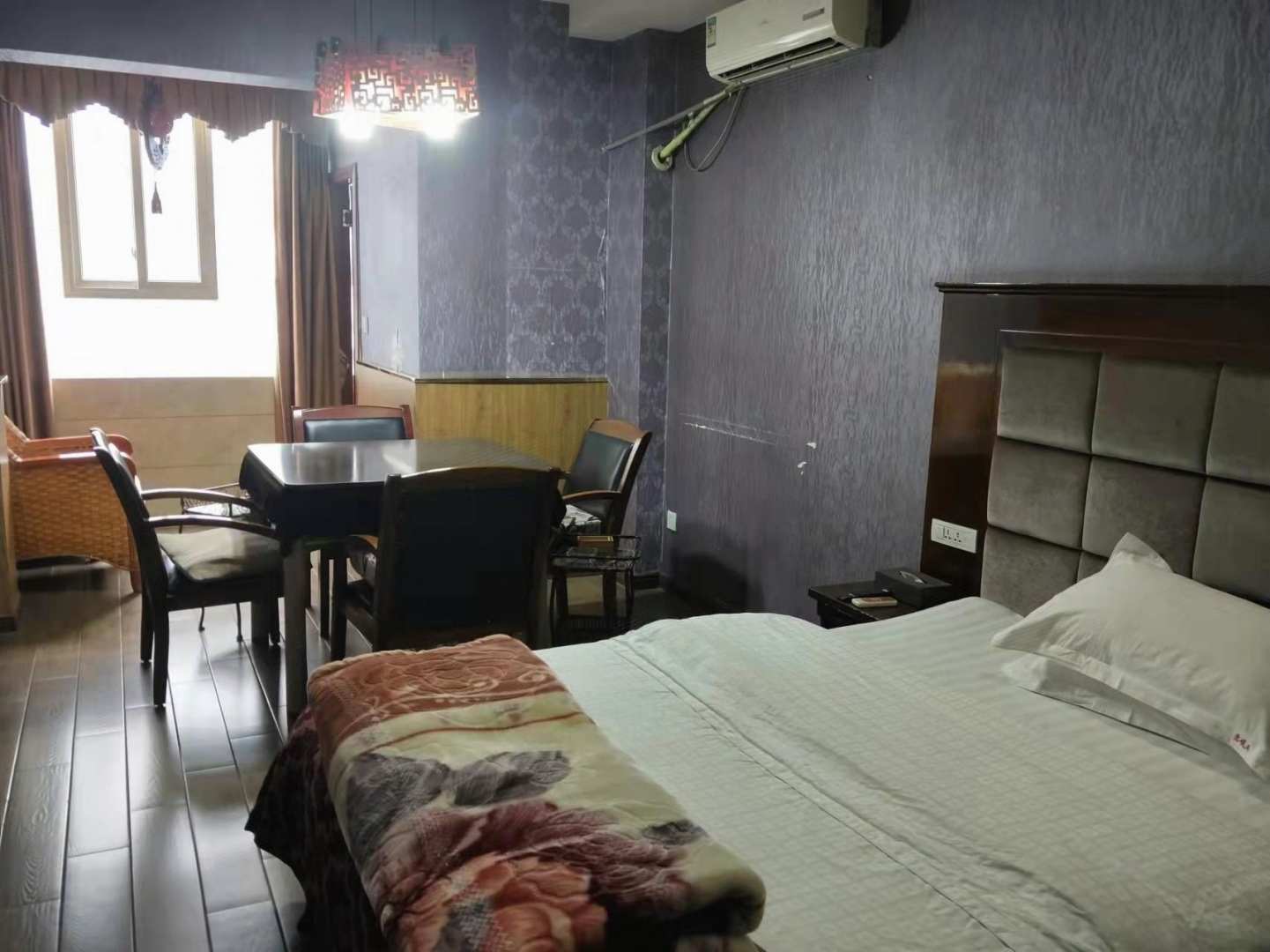 巴中君悦商务宾馆