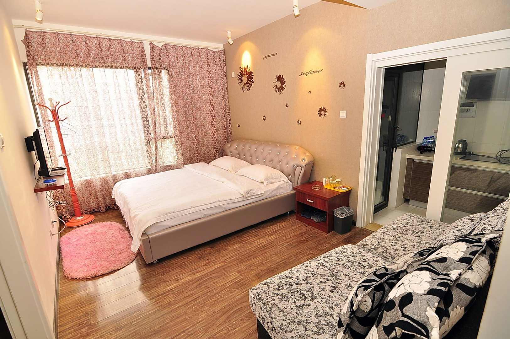 昆明铂辰酒店(原明慧酒店)
