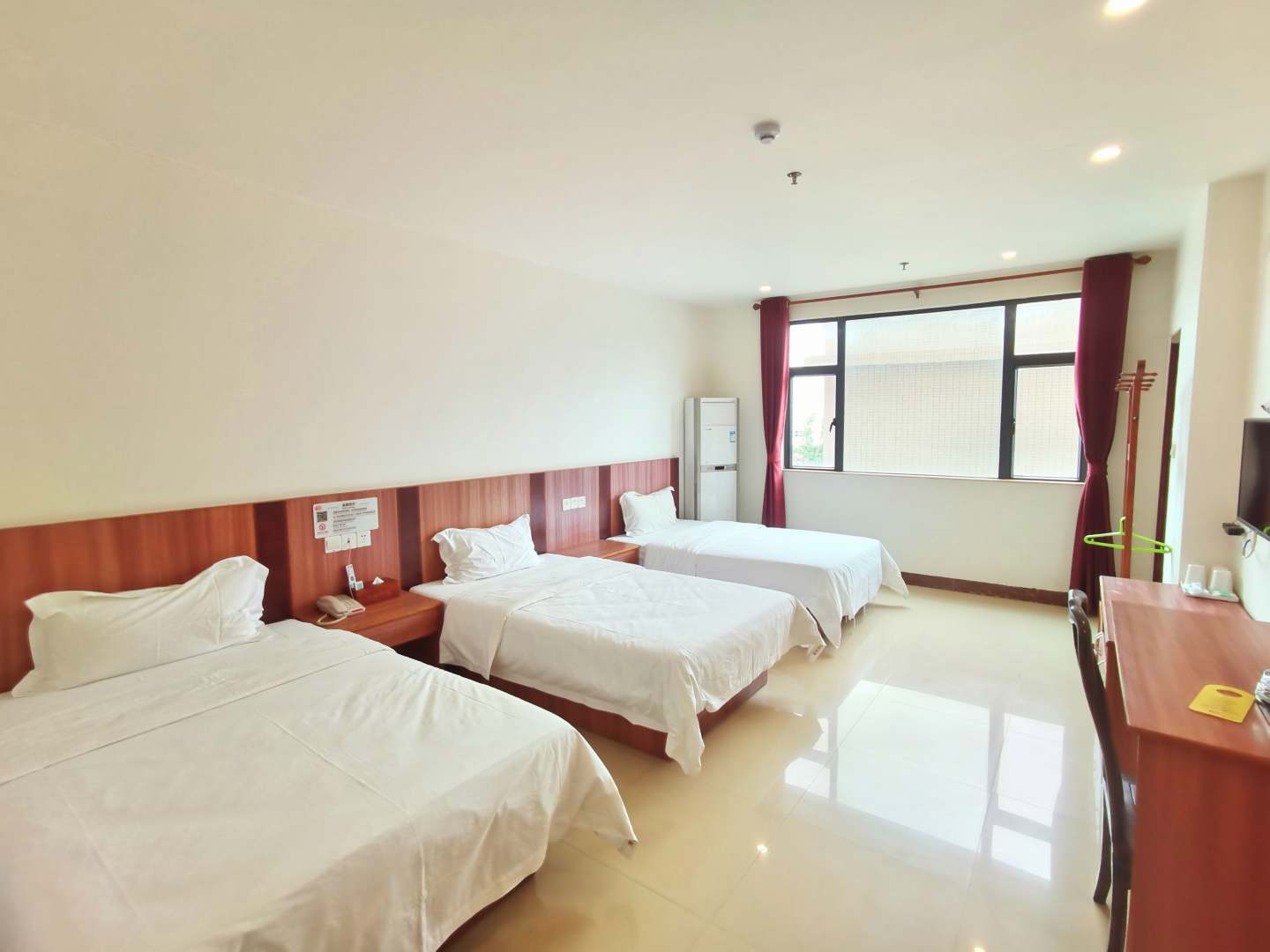 江门腾成旅业(崖南店)