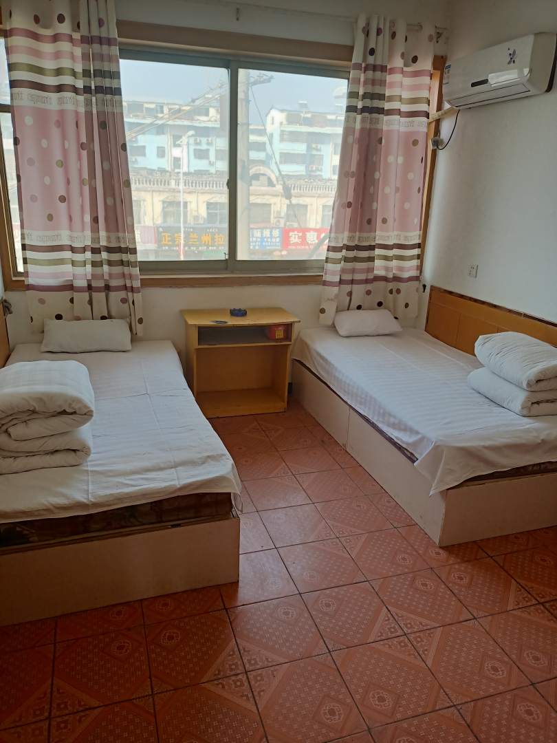 民众旅馆(光明路店)