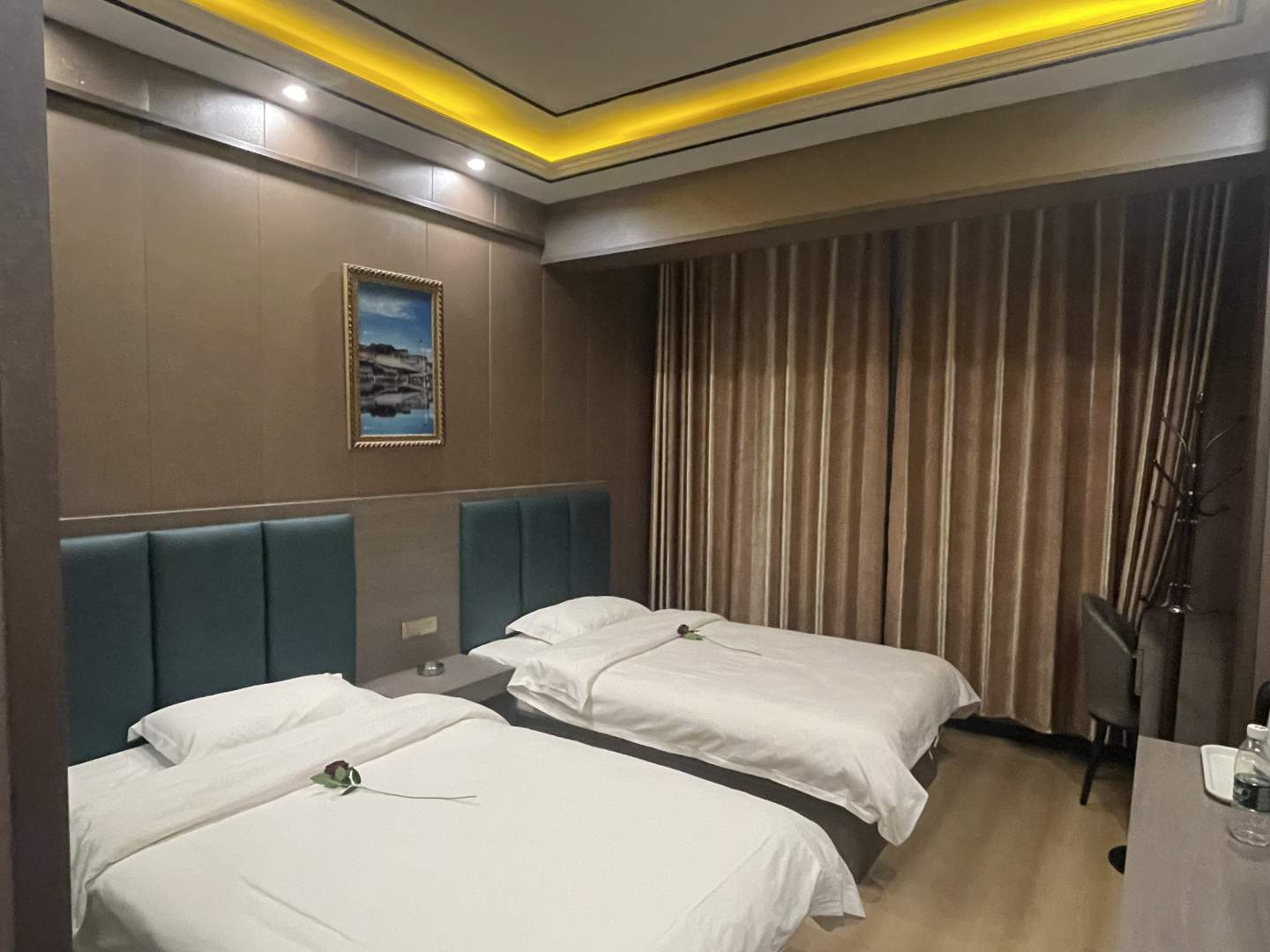 OYO尚景酒店(高新大道新苑路店)
