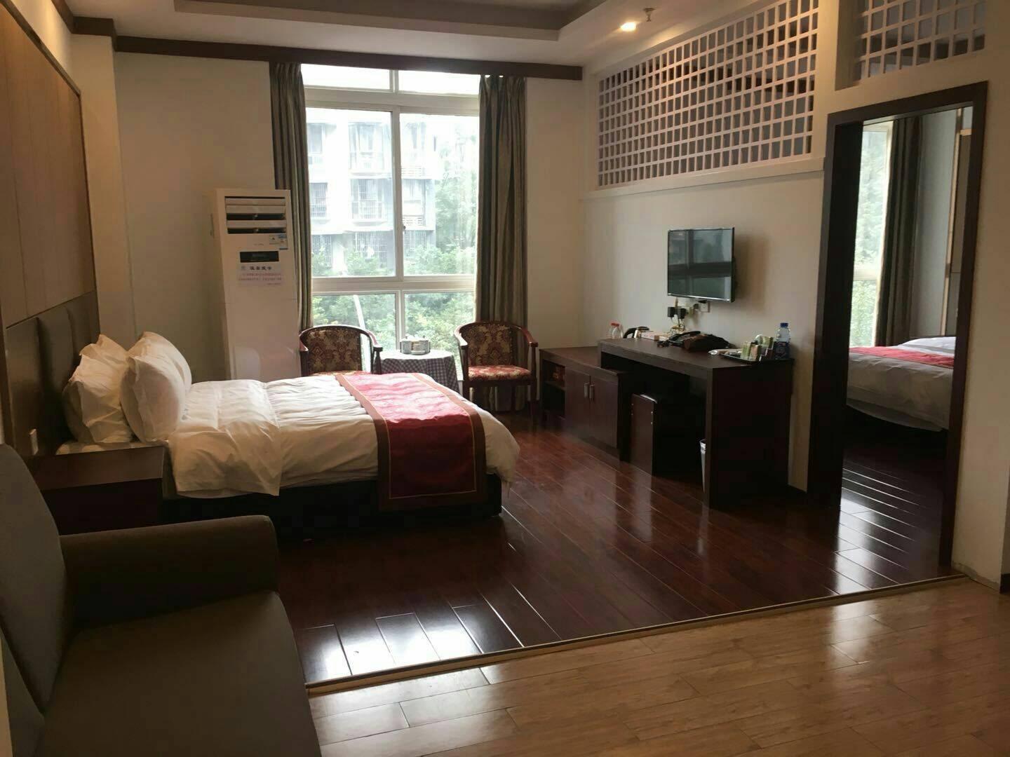 海纳宾馆(香林路店)