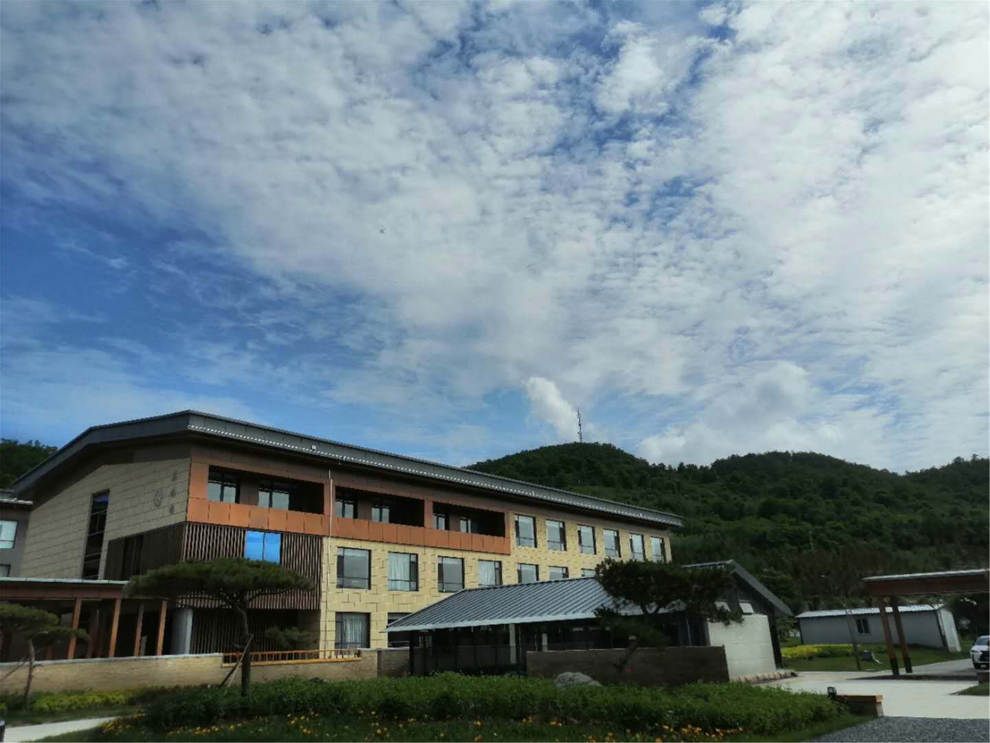 南泥湾农垦大酒店