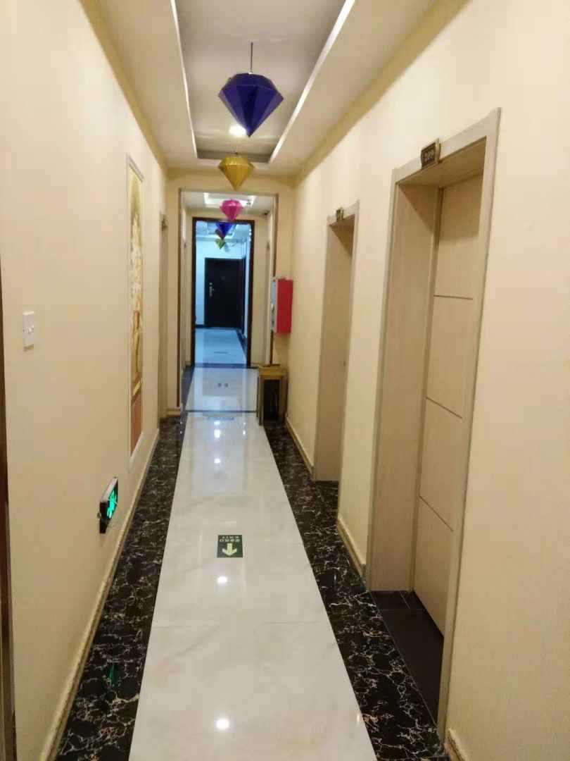 灵璧徽家商务旅馆
