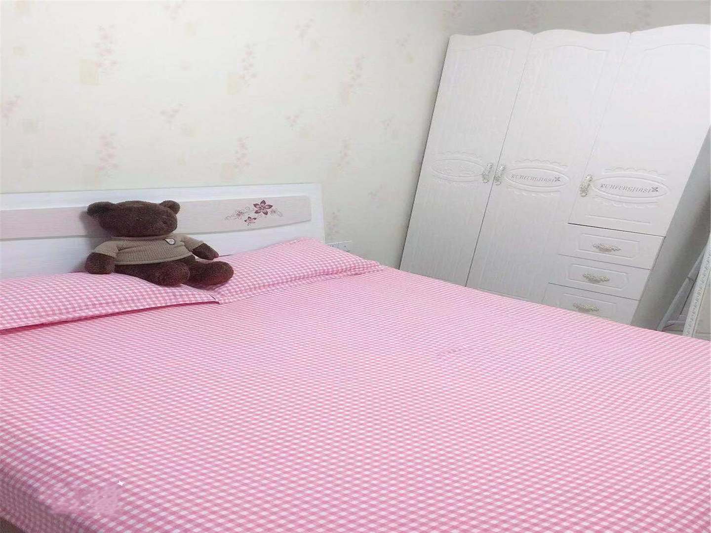 铁岭县温馨舒适开心公寓(2号店)