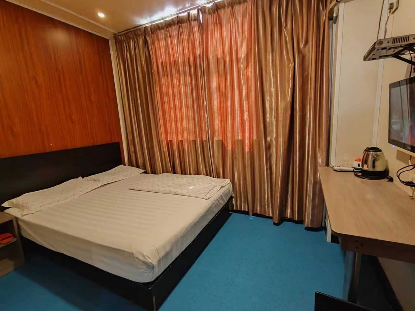 锦星宾馆(武汉墨水湖路店)