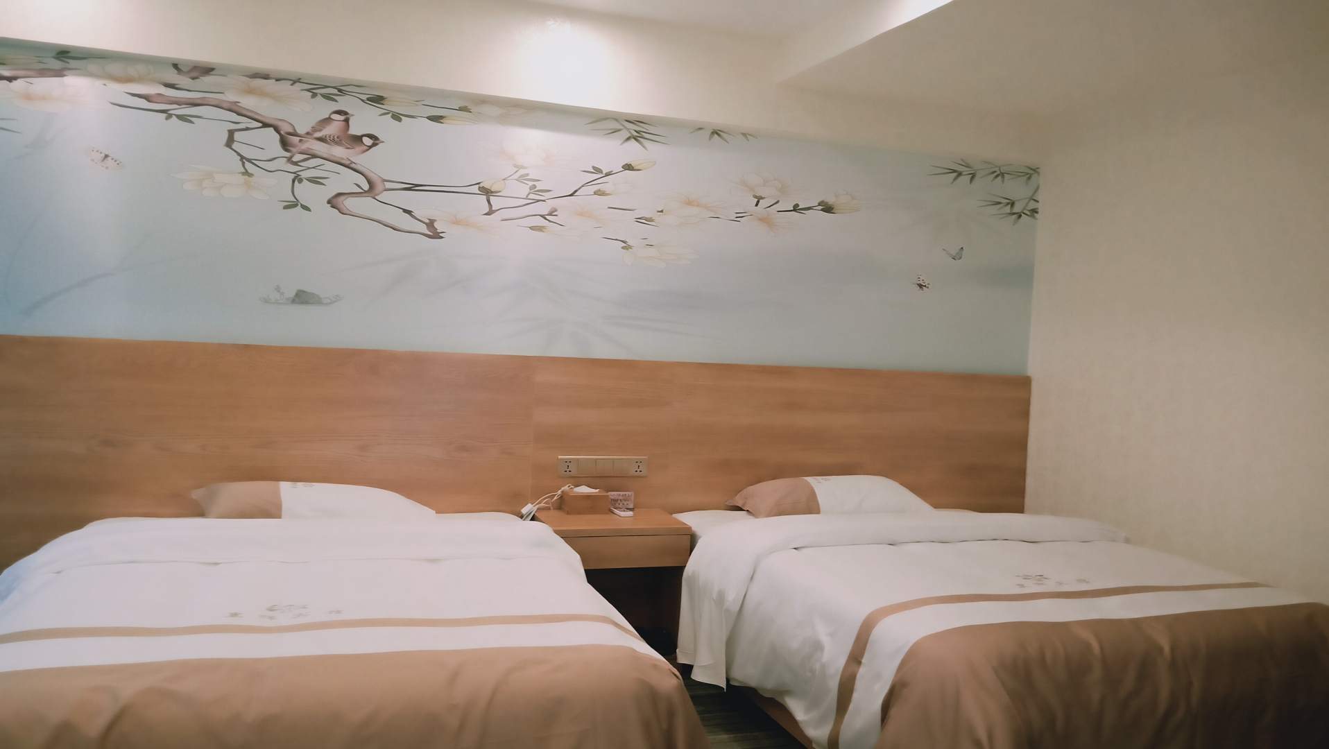 皇辉宾馆(潇湘商贸城店)