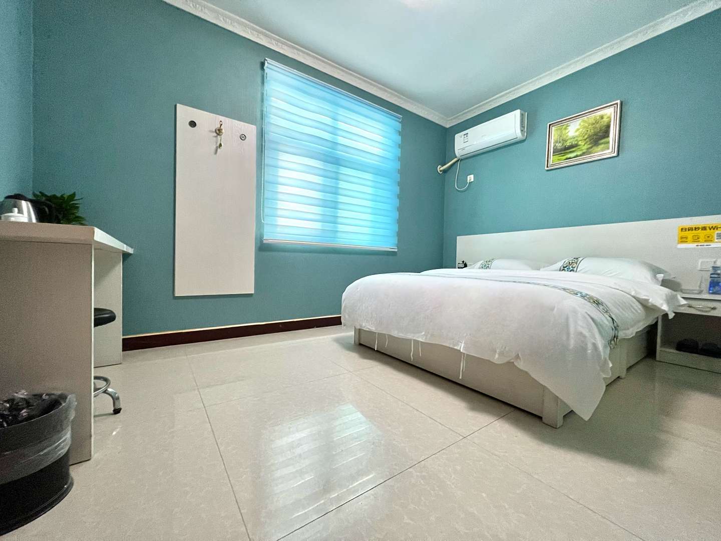 南杨四海宾馆(七里园步行街店)