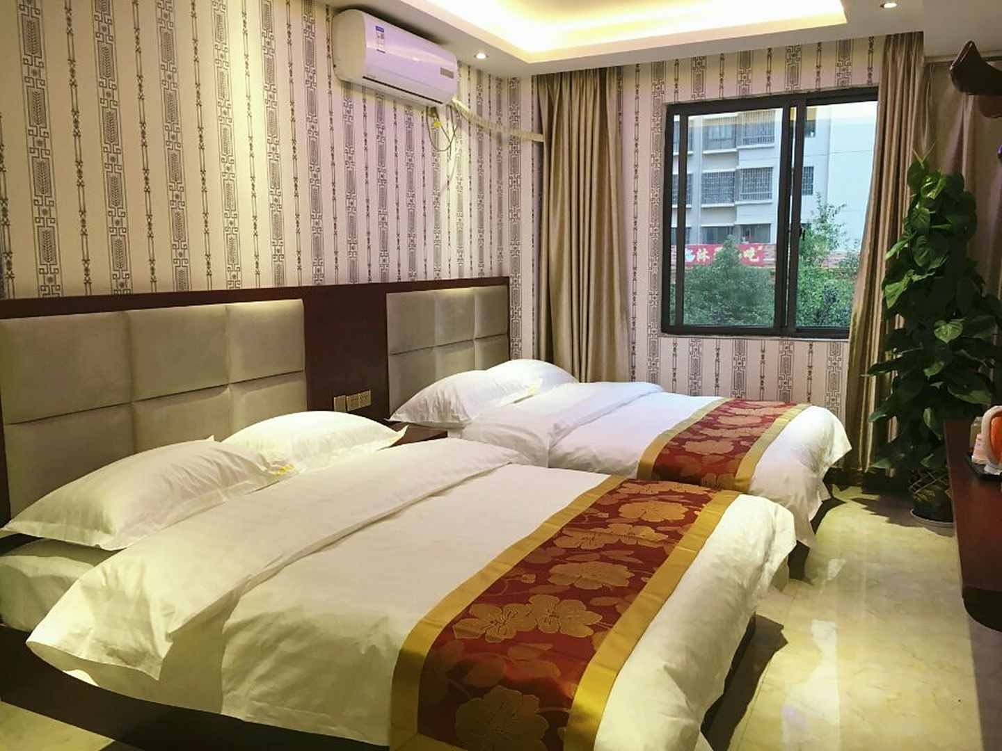 昆明名雅九点