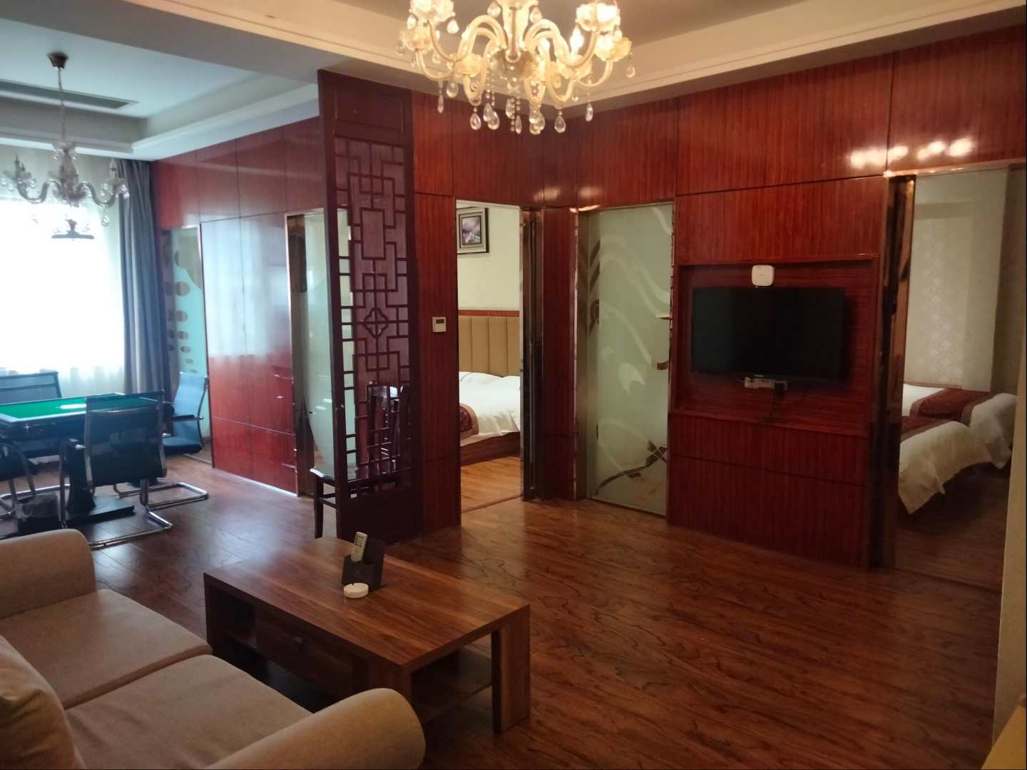 绿荫大酒店(应城火车站店)