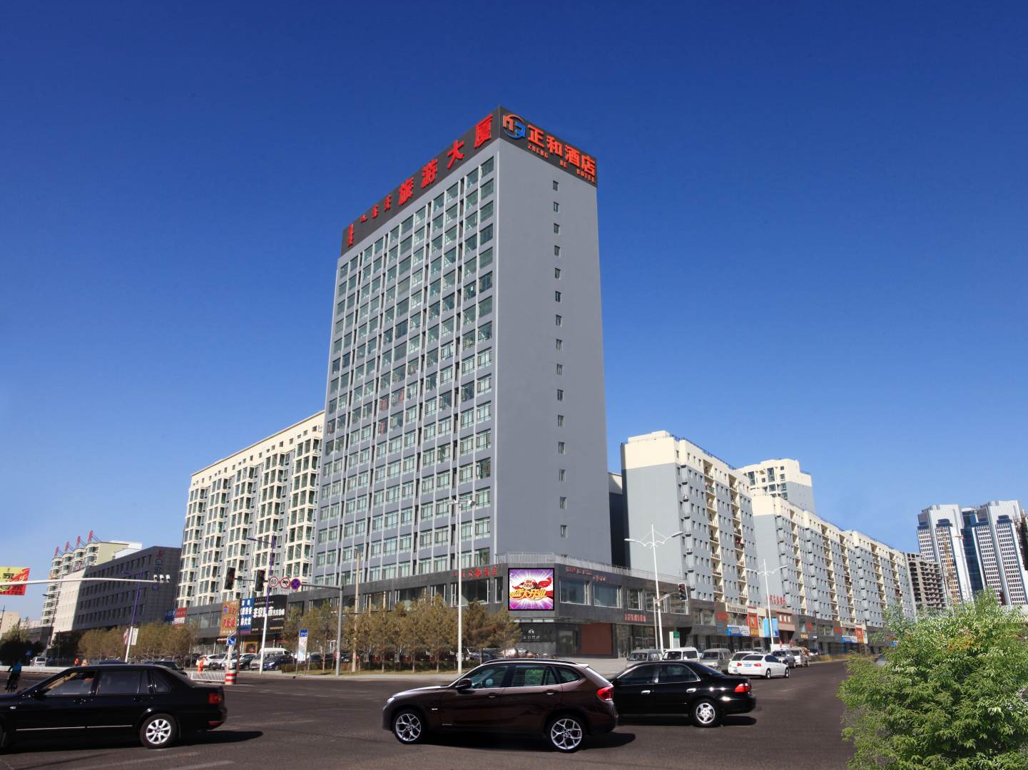 政府酒店(包头赛罕塔拉城中湿地草原店)