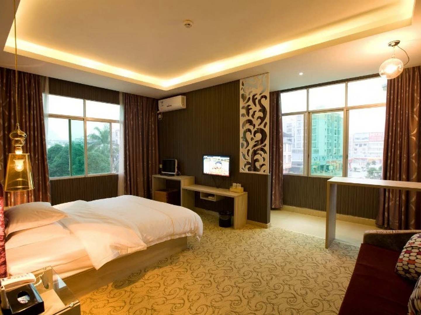 大新山水丽景酒店