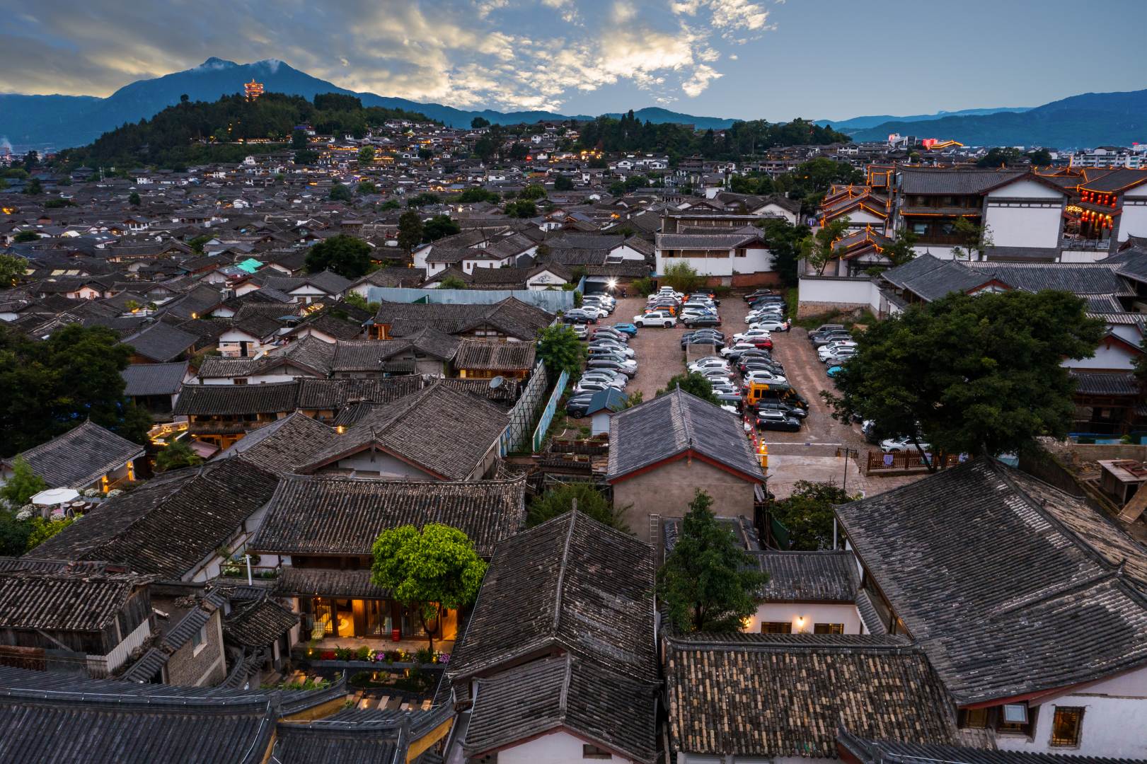 丽江斑斓庭院(丽江古城大水车店)