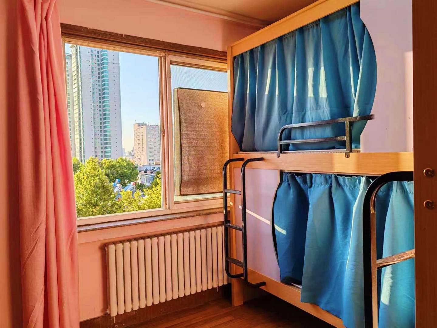 济南创客青年旅舍(山东大学印象城店)