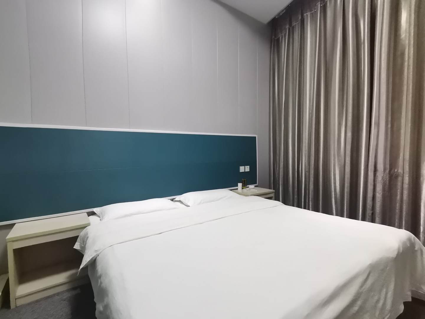 宝莱商务宾馆