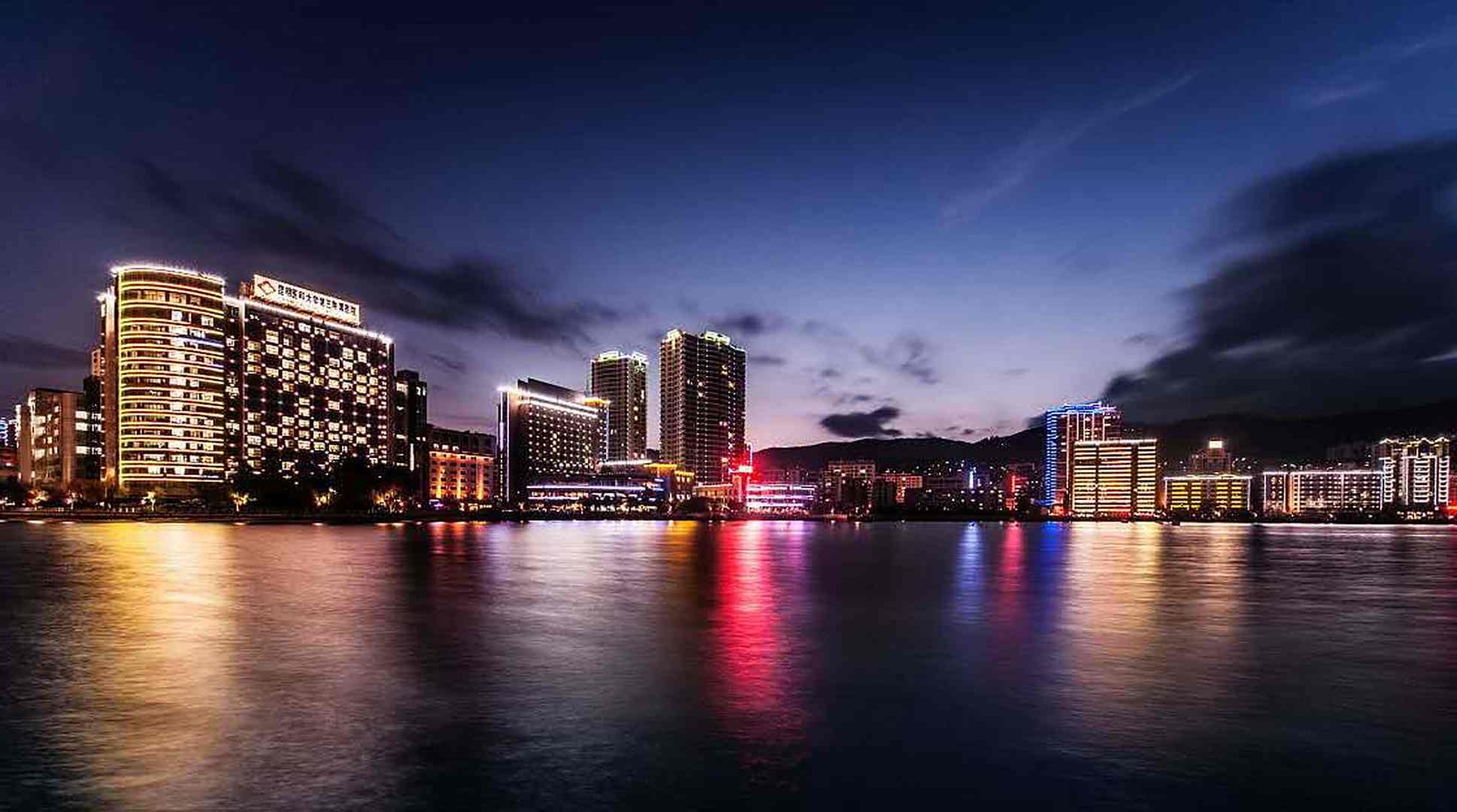 个旧十号楼宾馆(金湖东路店)