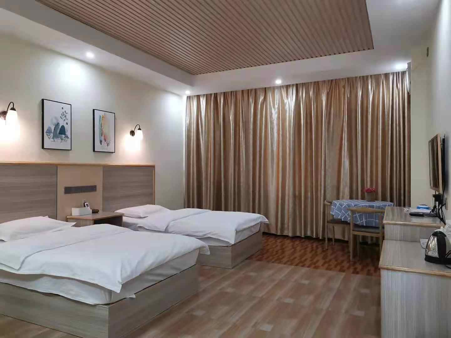 龙乡客栈