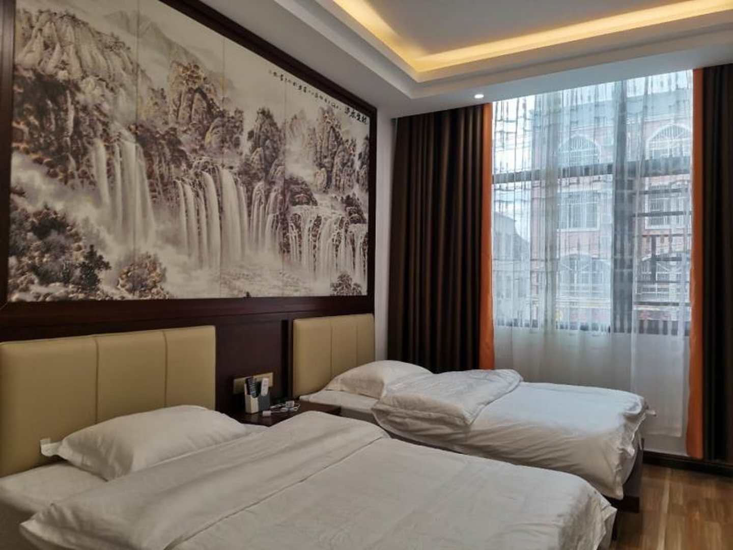 红潮酒店
