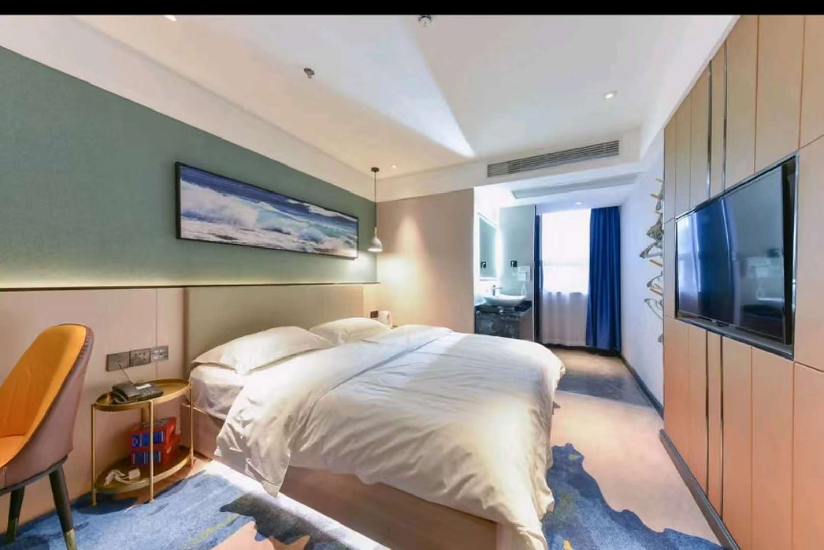 雅豪酒店(深圳坪山坑梓地铁站店)