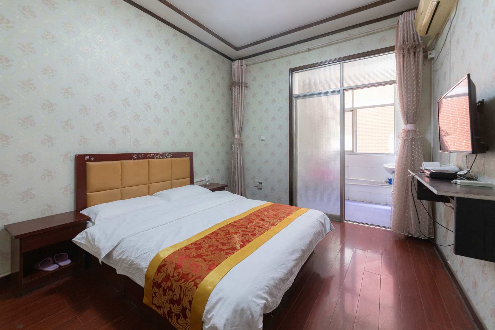 莲湖布丁旅馆