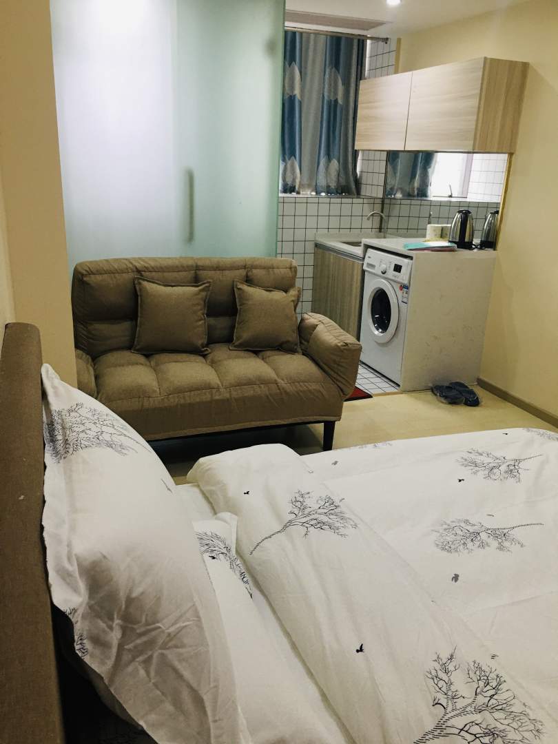 中山逸雅影视客栈