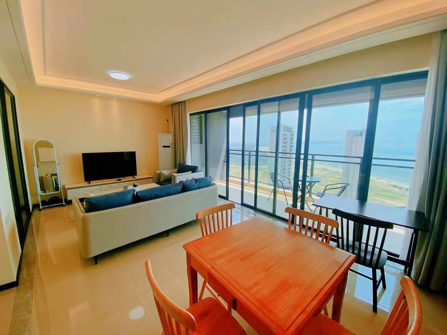 中海黄进海岸公寓(汕头南站店)