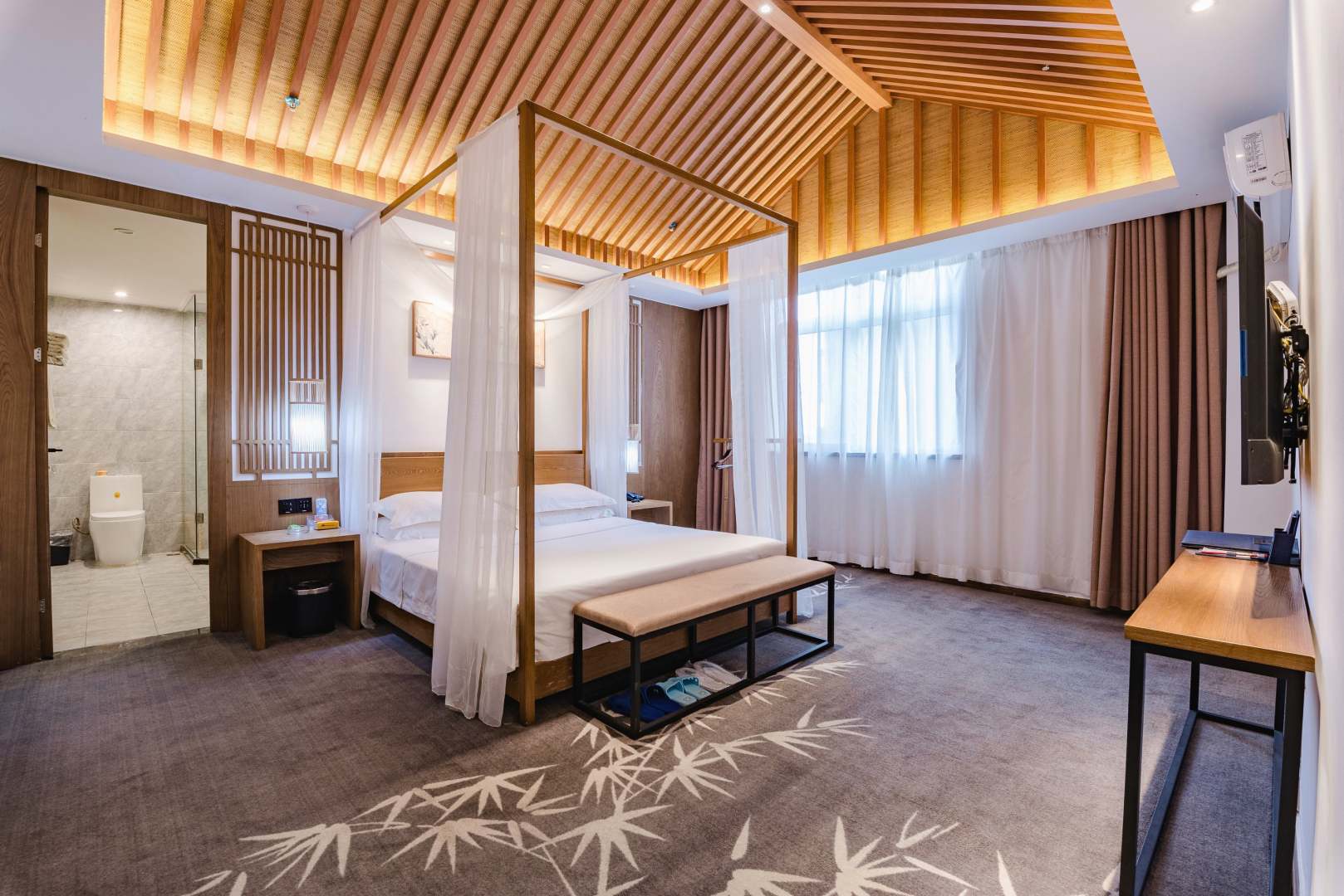 内乡万寿美景酒店