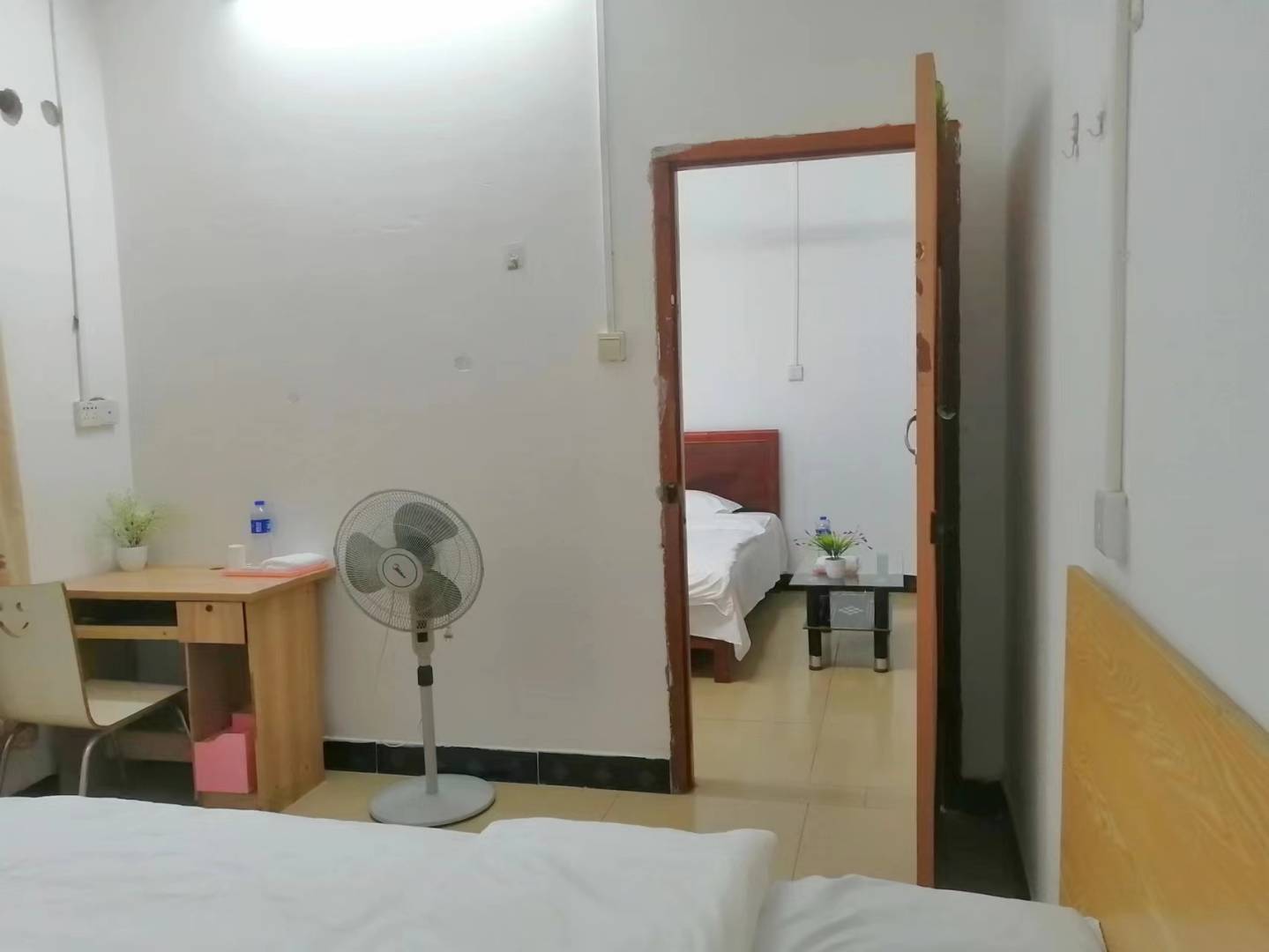 南宁易佳亲住宿(五象岭地铁站店)