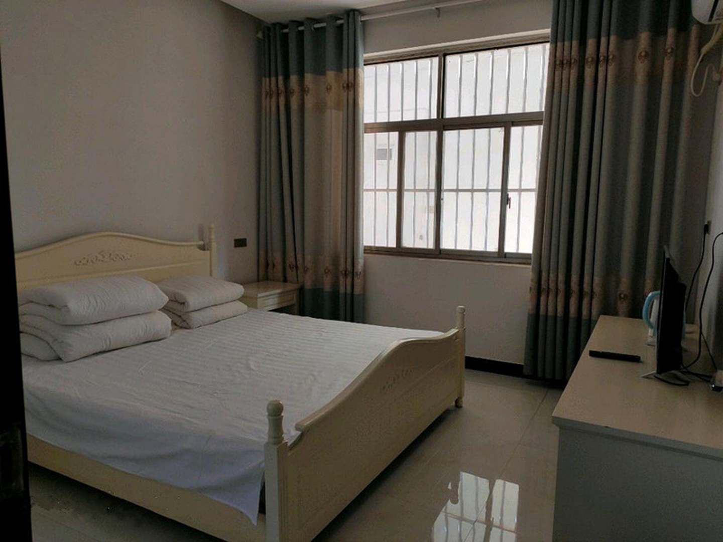 修武华美旅馆