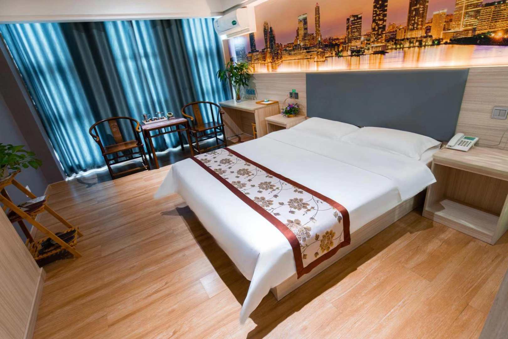东海假日美景酒店