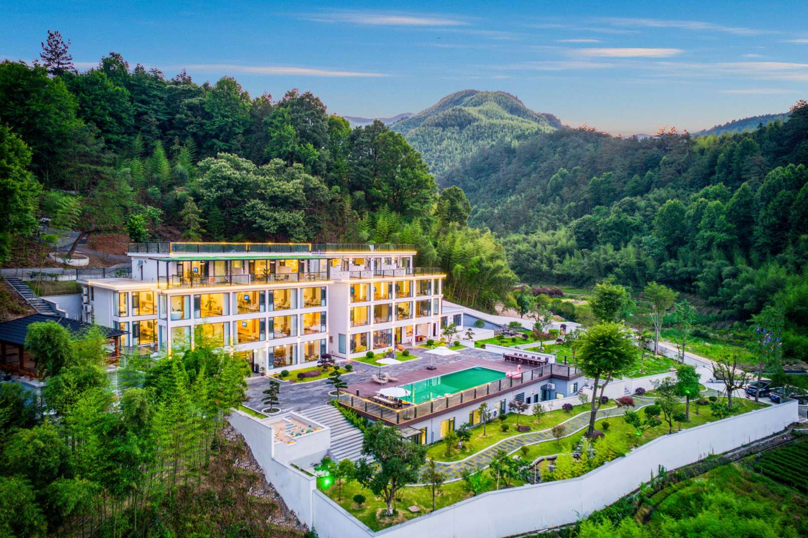 安吉沐思语亲子溯溪泳池度假美宿(龙王山漂流浙北大峡谷店)