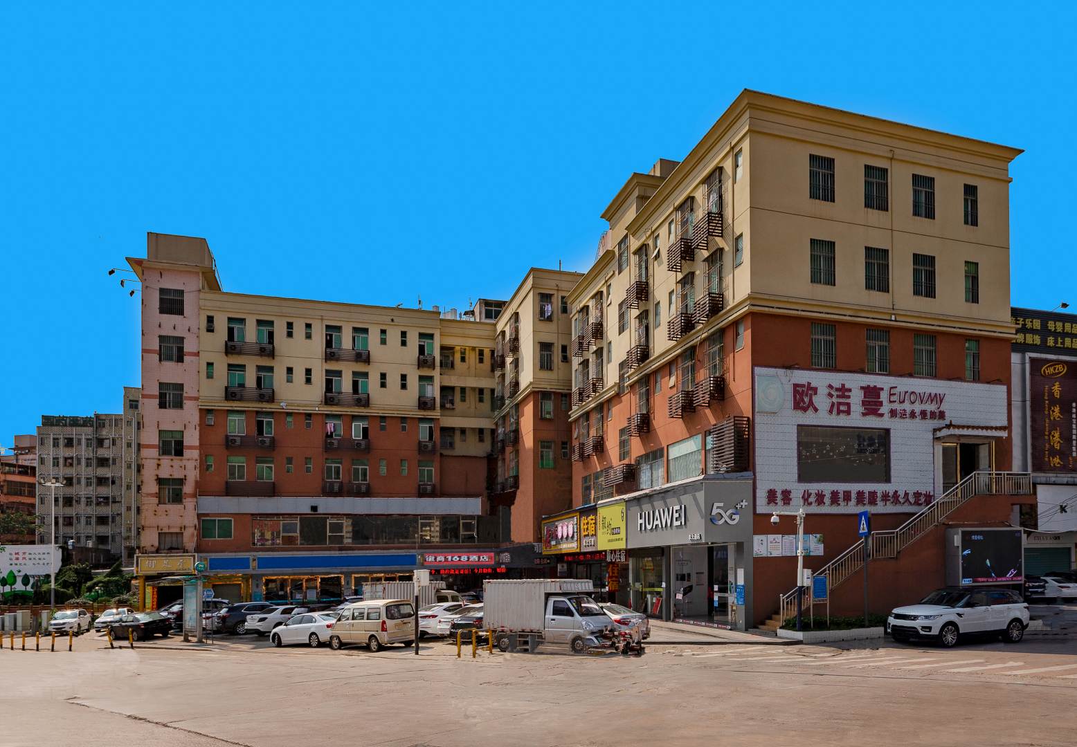 OYO徽商168酒店(观澜新斜山社区公园桔坑路店)